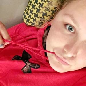 Meet your Posher, Tegan